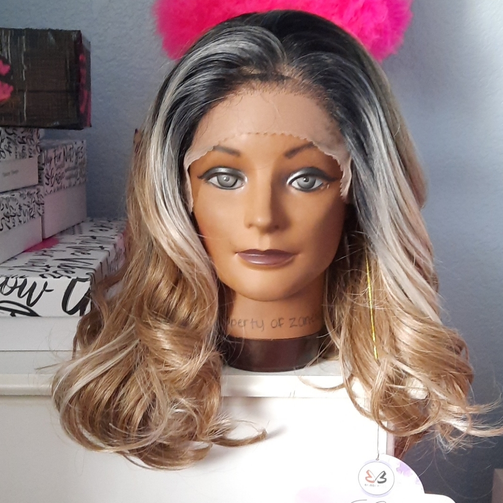 BOBBI BOSS HARENA LACE FRONT SYNTHETIC WIG